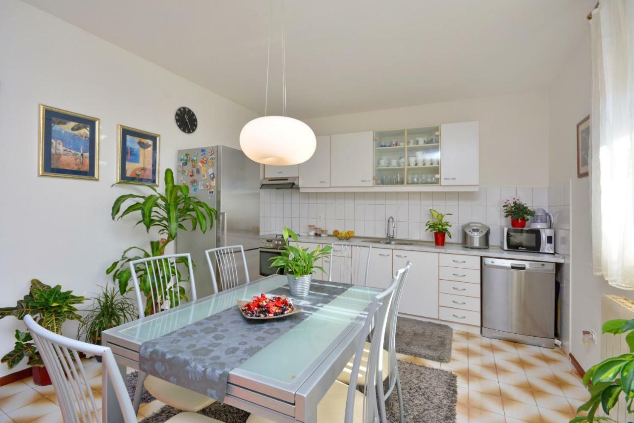 Artsy Apartment Klis المظهر الخارجي الصورة